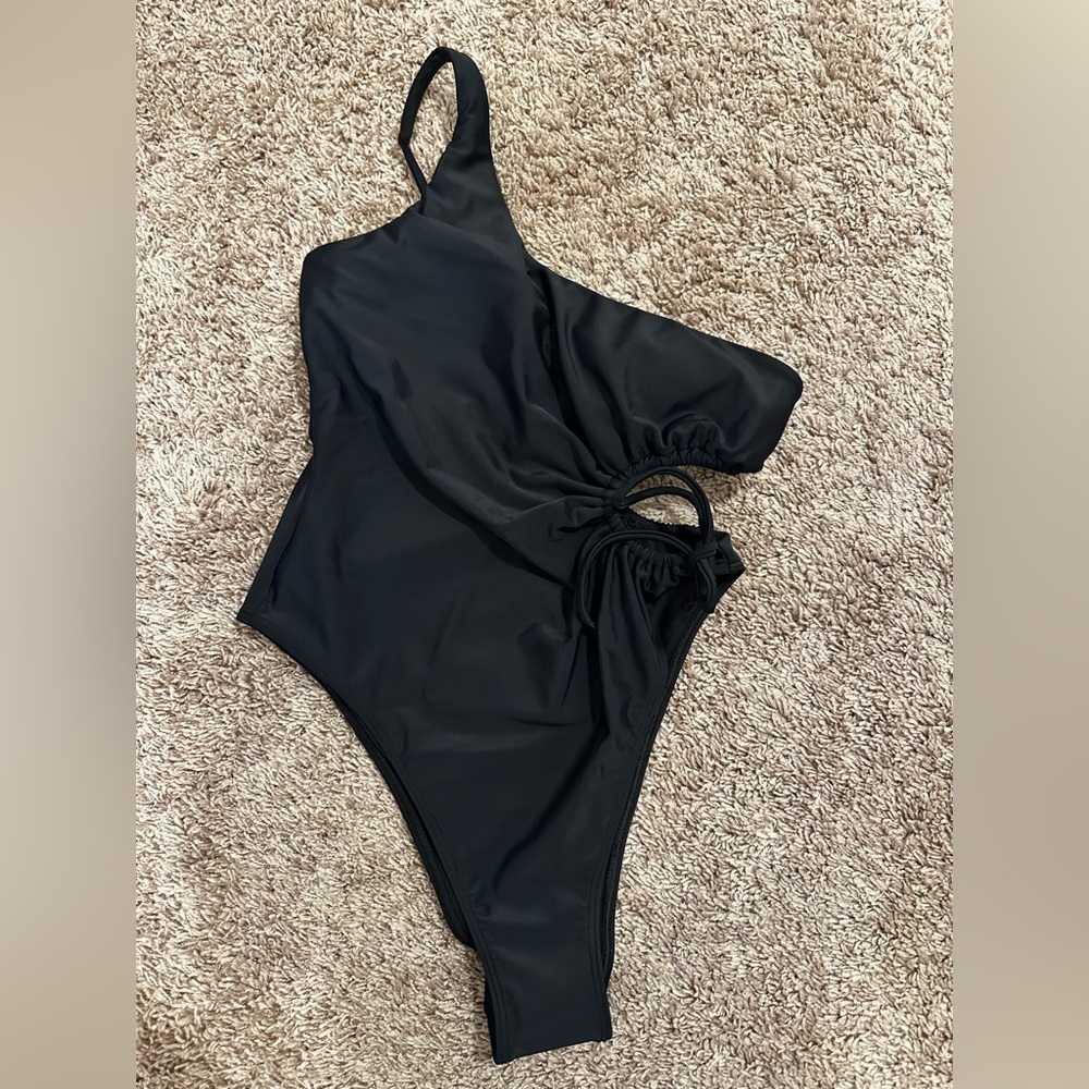 Black One-Shoulder Swimsuit-Abercrombie & Fitch